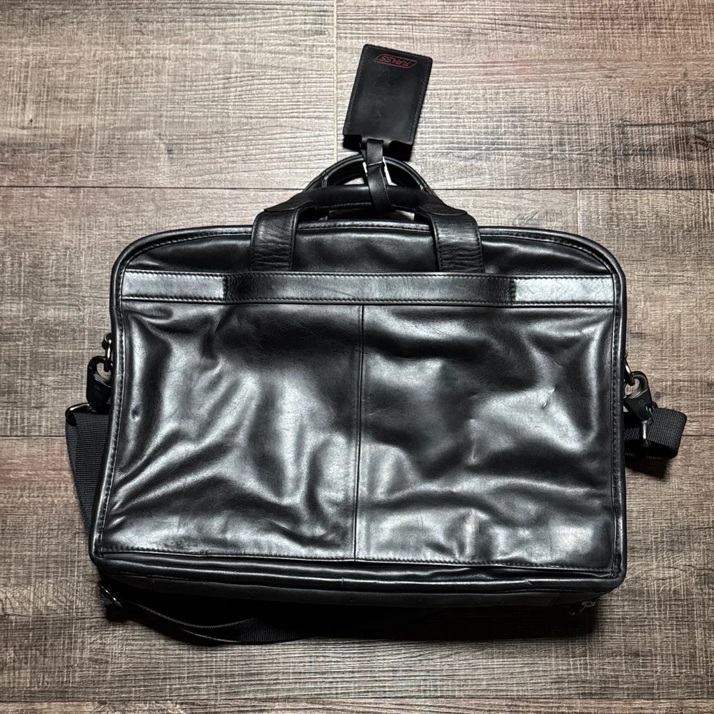TUMI Alpha Expandable Leather Briefcase/ 💼 Laptop Messenger Shoulder Bag